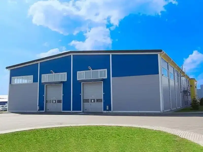 مستودع تخزين ساندوتش بانل الرياض 0532228615 مظلات وسواتر القاسم الحديثة